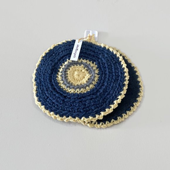 Crochet Pot Holders, Handmade Affordable Gift, Crochet Pot Holder, Kitchen Decor - Picture 2 of 6